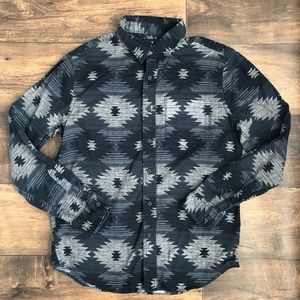 American Eagle Aztec Blue Shirt Size L